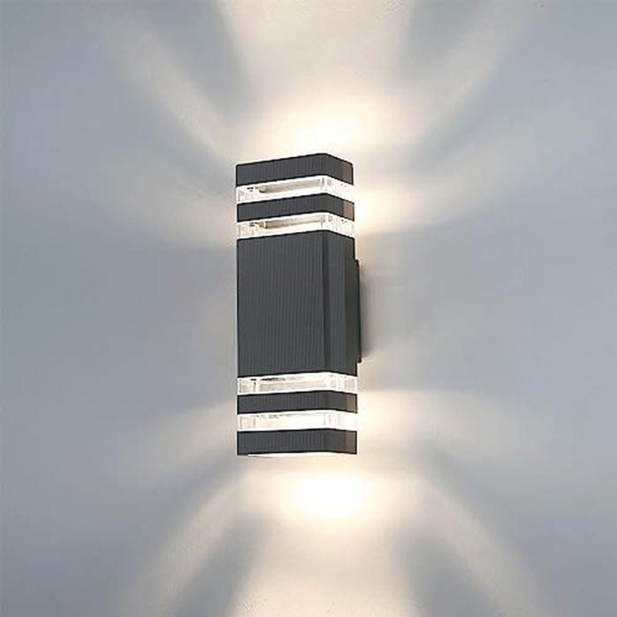Waterdichte Led-buitenwandlamp met Up&Down verlichting voor binnen en buiten