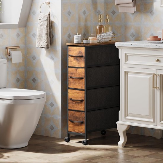 Boekenkast en wandkast op maat voor familie uit Heerde