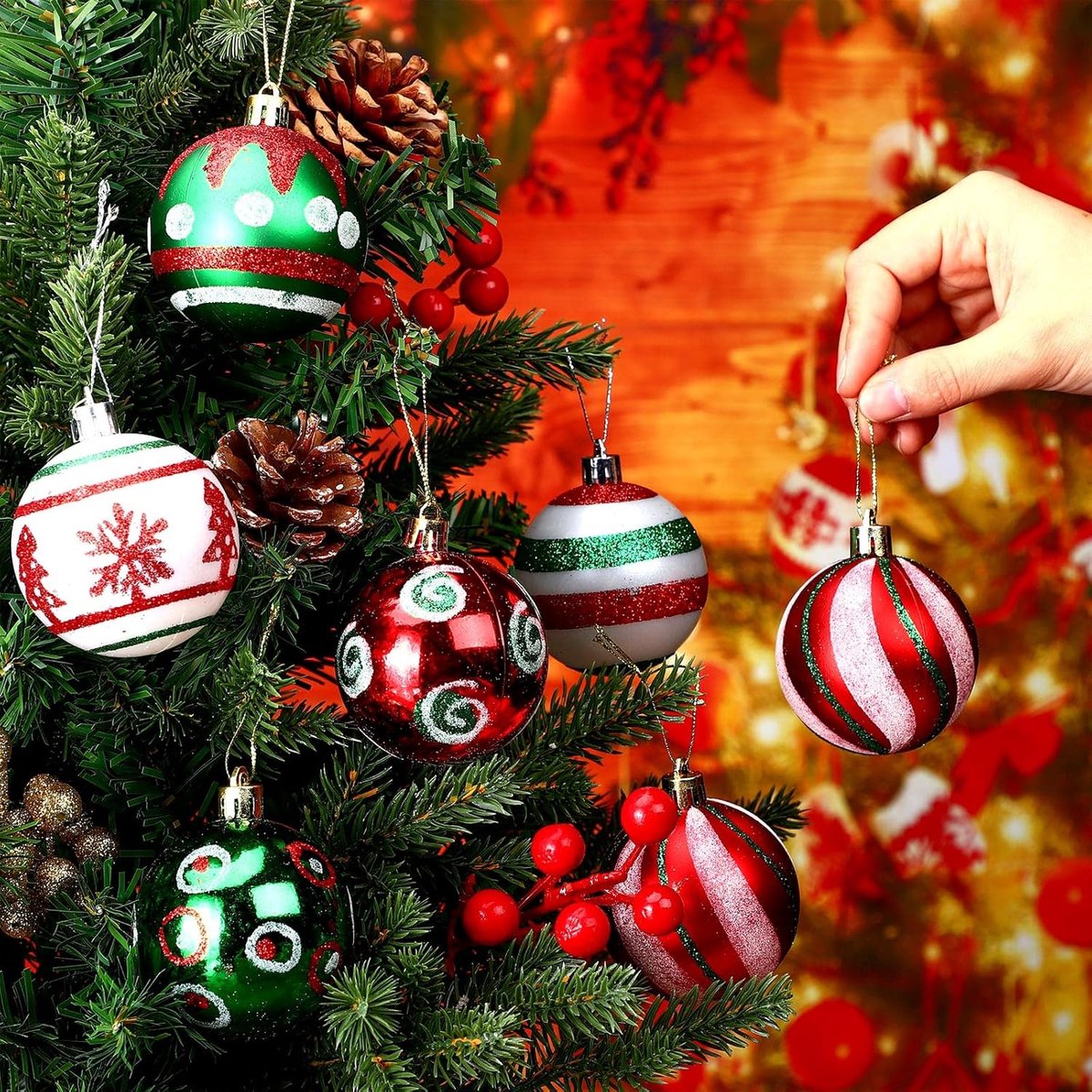 Kerstballen - 30 stuks onbreekbare kerstballen - 6 cm - plastic rode, groene en witte elf glinsterende kerstversieringen - geschikt voor kerstboomversieringen, feestdagen en huisdecoratie – foto 5