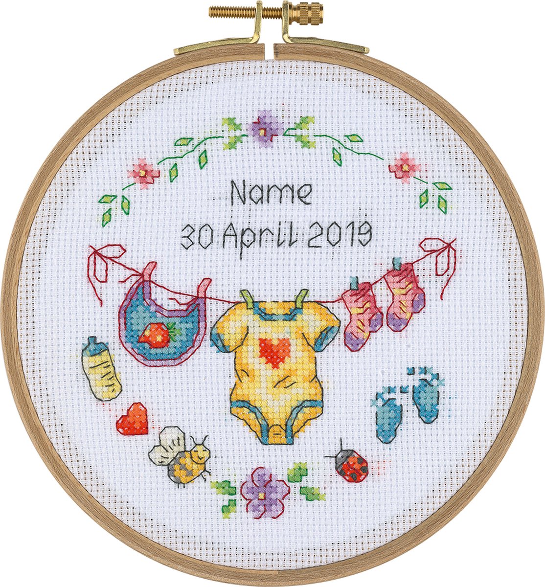 Borduurpakket My Cross Stitch - Geboortetegel hemdje - Met houten ring