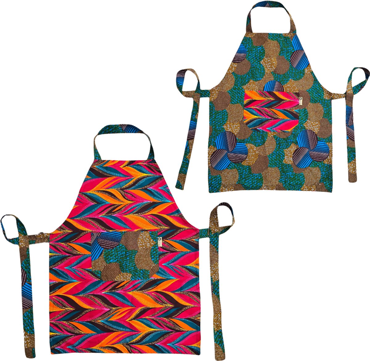 Dubbelzijdig kookschort | Cadeautip | Fairtrade | Kookschort | Goed doel | Maame Tumi | Handgemaakt in Ghana | Kleurrijk schort | Goed doel | Handgemaakt in Ghana