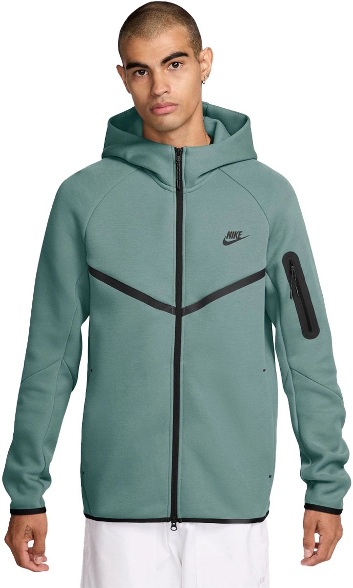 Nike tech fleece full-zip hoodie in de kleur groen.