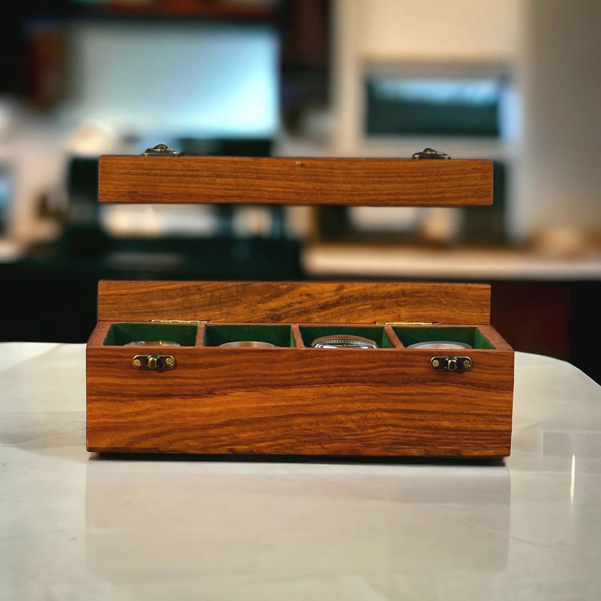 Houten Horloge Doos met 4 Slots - Organiseer en Bewaar Je Horloges Stijlvol