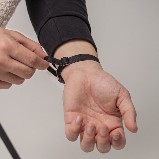 Bracelet élastique en nylon Strap-it - compatible avec les Huawei Band 8 / Band 9 / Band 10 (noir)