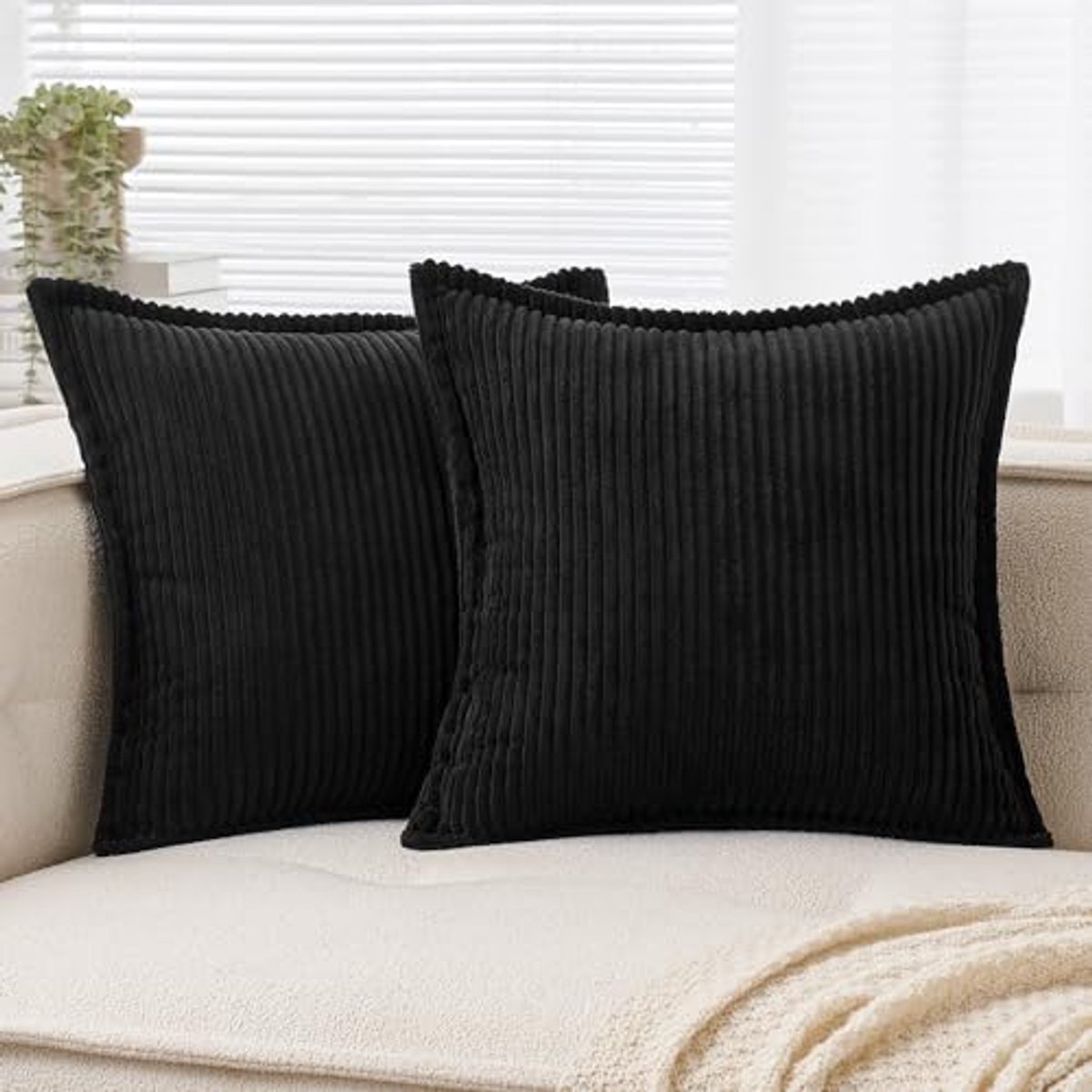 Zachte Corduroy Kussensloop Set - Modern, Gestreept en Decoratief voor Woonkamer en Slaapkamer - Set van 2 Stuks