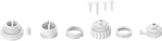 Onderdelen van een witte radiatorthermostaat, inclusief schroeven en adapters.