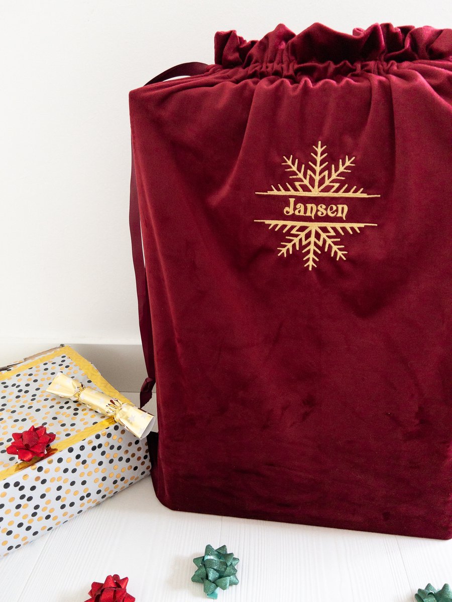 Luxe gepersonaliseerde Kerstzak - zak Kerstman - Santa bag - drawstring velvet bag - sustainable - recycled
