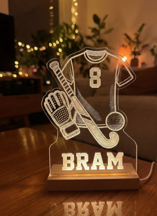Gepersonaliseerde Hockey nachtlamp met Naam - LED Kinderkamer Lamp - USB (11,5x17cm) van Merkloos — afbeelding 3