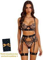 Luxe Lingerieset Dames – Lingerie Erotisch – Sexy Lingerie – 4-delige set – Zwart Kant – Lingerie Setje – Verleidelijke BH met Jarretels & Hoge Taille String – Sexy Lingerie – Chique – Luxe –Boudoir Look – Kinky – Erotisch – Maat XS/S, M, L, XL, XXL