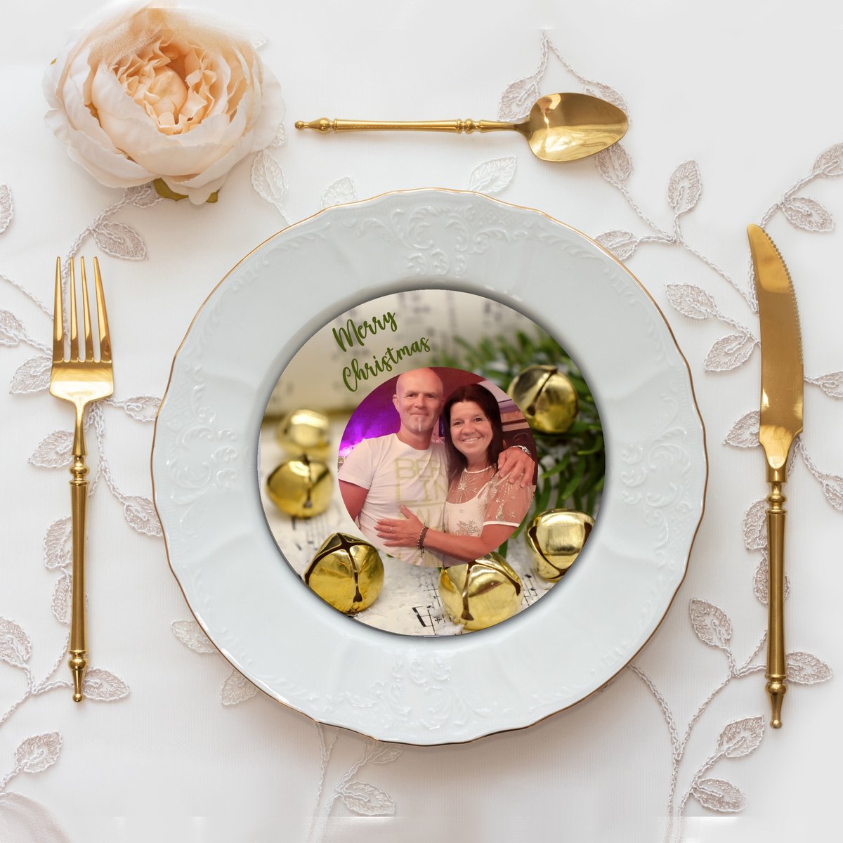 6 stuks gepersonaliseerde kleine Kerstbordjes 15cm, voorzien van jouw eigen foto en een stijlvolle hoofdkleur goud - (boven bordjes) voor op de borden of als onderzetters - sfeervolle Kerstmis tafel aankleding - Dibond materiaal (aluminium)