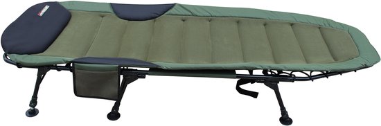 Khaki stretcher met zwarte hoofdsteun, verstelbare poten en zijvak.