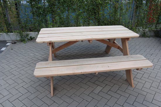 Foto: Picknick tafel van douglashout 180x200x78