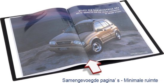 Zwart A5 showalbum geopend met een autoadvertentie.