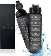 WaterBuddy waterfles - Waterfles met tijdmarkering - Motivatie waterfles - liter drinkfles - luxe drinkfles met rietje
