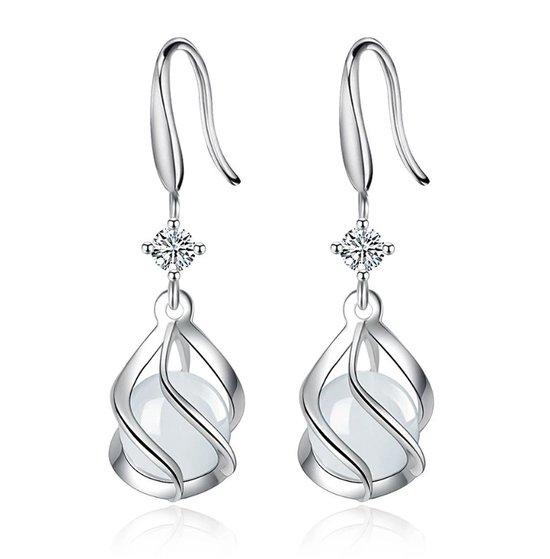 Tibri 524 - Zilverkleurige dames oorbellen met witte glas bal - Mooie lange oorbellen