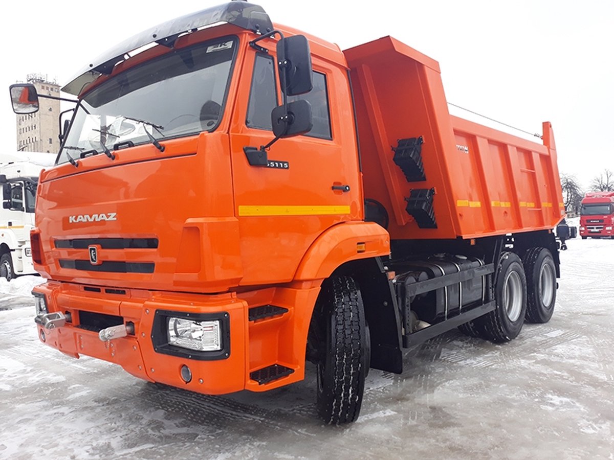 Zvezda Modelbouwpakket Militaire voertuigen - 3650 Dump Truck Kamaz 65115 Plastic - 1:35 - Modelbouw