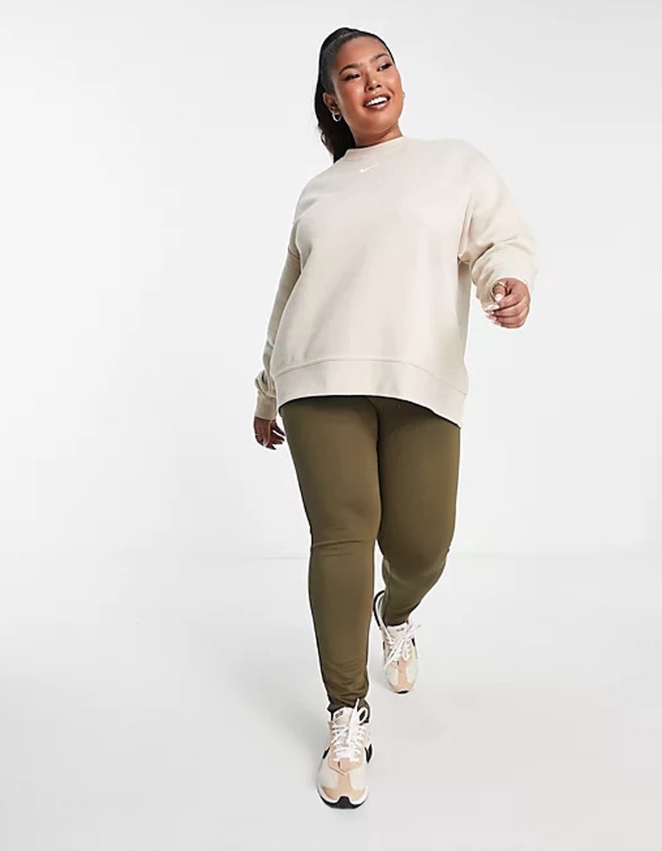 Nike Women’s oversized Crew Sweatshirt 1X Beige