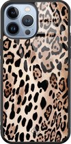 Casimoda® hoesje - Geschikt voor iPhone 13 Pro Max - Luipaard print bruin - Luxe Hard Case Zwart - Backcover telefoonhoesje - Bruin/beige