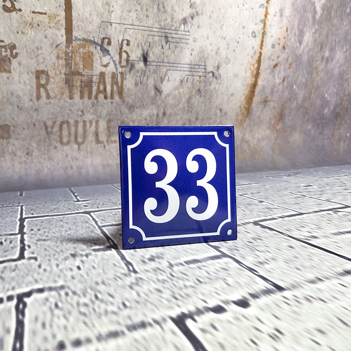 Emaille huisnummer blauw/wit nr. 33