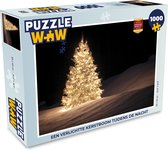 Puzzel Een verlichtte kerstboom tijdens de nacht - Legpuzzel - Puzzel 1000 stukjes volwassenen - Kerst - Cadeau - Kerstcadeau voor mannen, vrouwen en kinderen