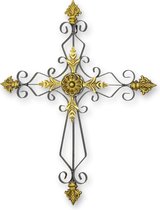 Een ijzeren kruis wand decoratie 60x50 cm
