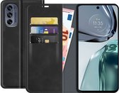 Motorola Moto G62 Bookcase hoesje - Just in Case - Effen Zwart - Kunstleer