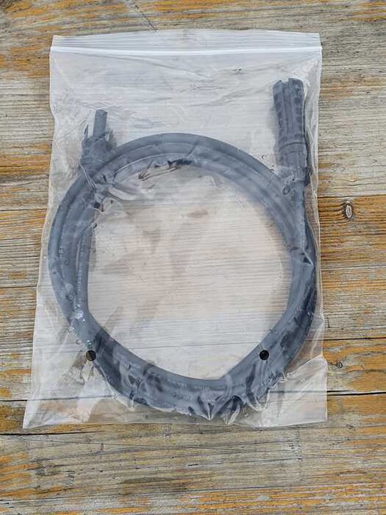 OPTION 4-kanaals RCA-kabel, 5,5 meter, premium kwaliteit voor storingsvrije audiosignalen, dubbel afgeschermd, perfect geschikt voor versterkers, stereo-installaties, subwoofers