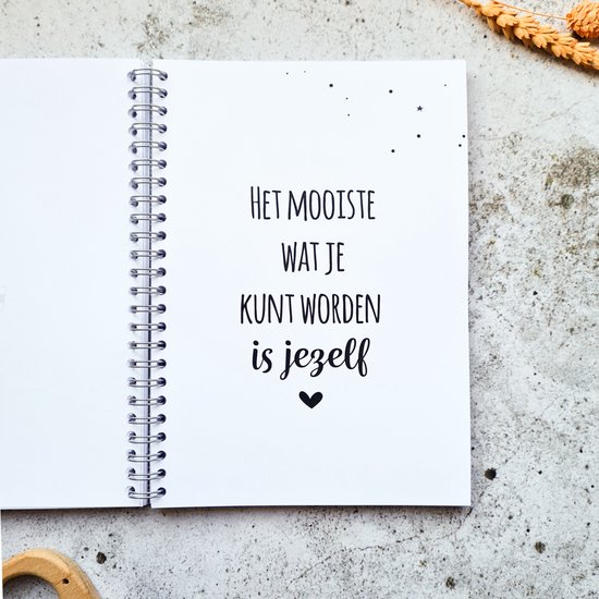 Babyshower boek | invulboek | roze heelal
