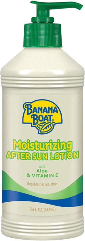 Fles Banana Boat Moisturizing After Sun Lotion met groene pomp en deksel. De fles is wit met een logo en groene en blauwe golvende lijnen.