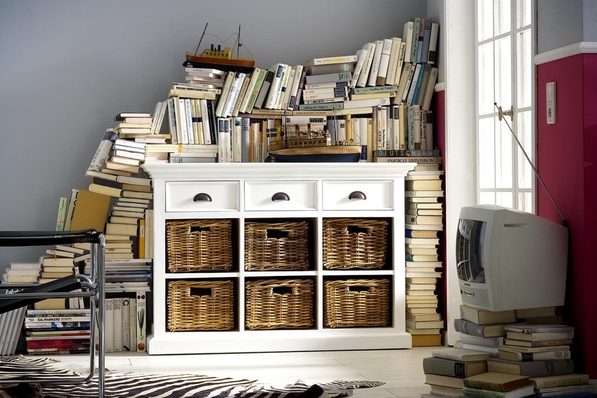 Dressoir wit - landelijk dressoir wit - 125x50x85 hoog - 3 laden en 6 rieten mandjes - Gemonteerd - Nova Solo - B128