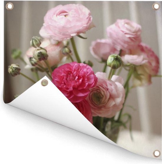 Affiche de jardin Renoncules roses sur fond flou 100x100 cm - Toile de jardin / Toile d'extérieur / Peintures d'extérieur (décoration de jardin)