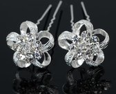 Zilverkleurige Hairpins - Flower - 2 Stuks| Haarpin - Haarsieraad - Haarversiering - Haaraccessoire | Bruid - Bruidsmeid - Bruidsmeisje - Bruidskapsel | Feest - Gelegenheid - Bruiloft - Kerst