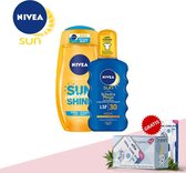 Nivea douchegel Welcome Sunshine 250ml en Zonebeschermingspray Protect&Care SPF30 200ml + Oramint Oral Care Kit