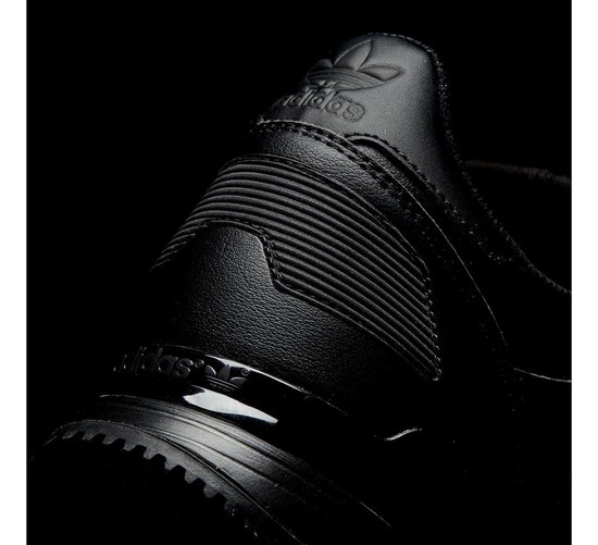 adidas ZX 700 Sportschoenen Maat 44 Mannen zwart adidas ZX 700 Sportschoenen Maat 44 Mannen zwart
