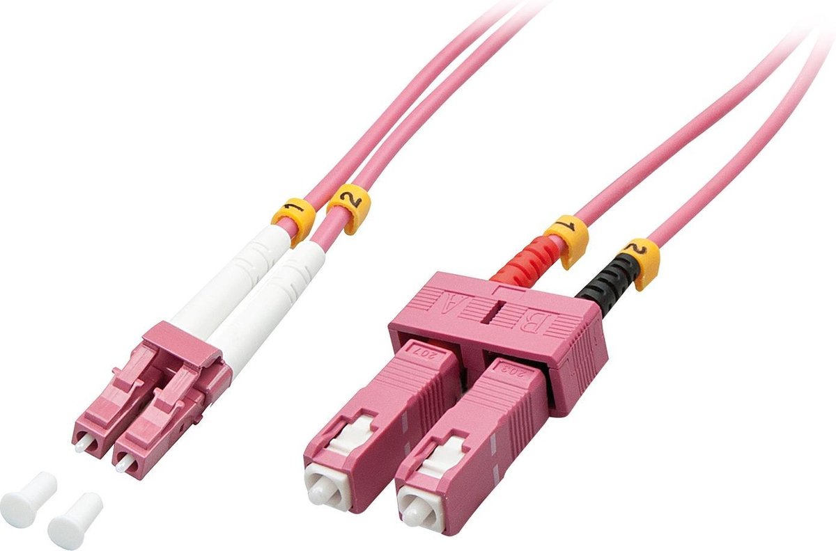 Lindy 46361 Glasvezel kabel 2 meter LC SC OM4 Roze