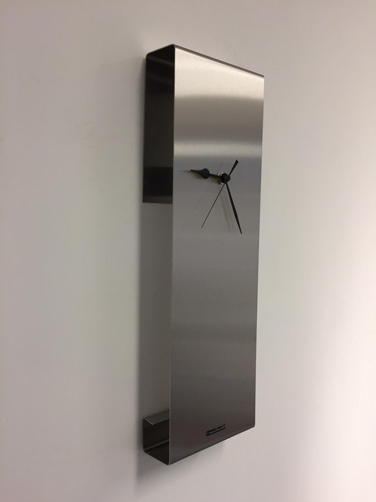 Horloge Murale Manhattan Design Moderne Argent