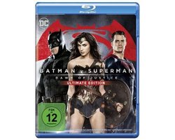 Batman v Superman: Dawn of Justice (Blu-ray) (Import)