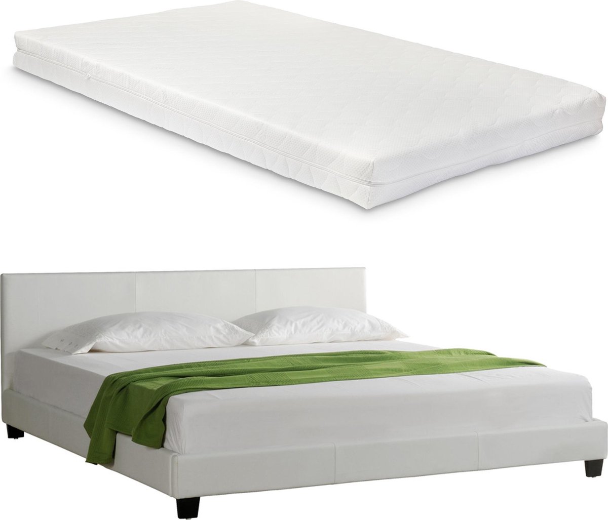 Barcelona Bedframe kunstleer met matras 140x200 wit