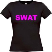 Swat T-shirt met neon roze letters maat L Dames zwart