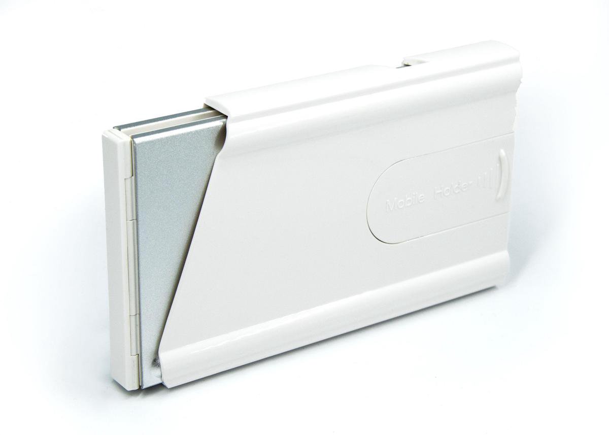 Silvergear Opvouwbaar Draadloos Toetsenbord - QWERTY - Bluetooth - Voor Smartphone, Tablet en Laptop/Computer thumbnail 2