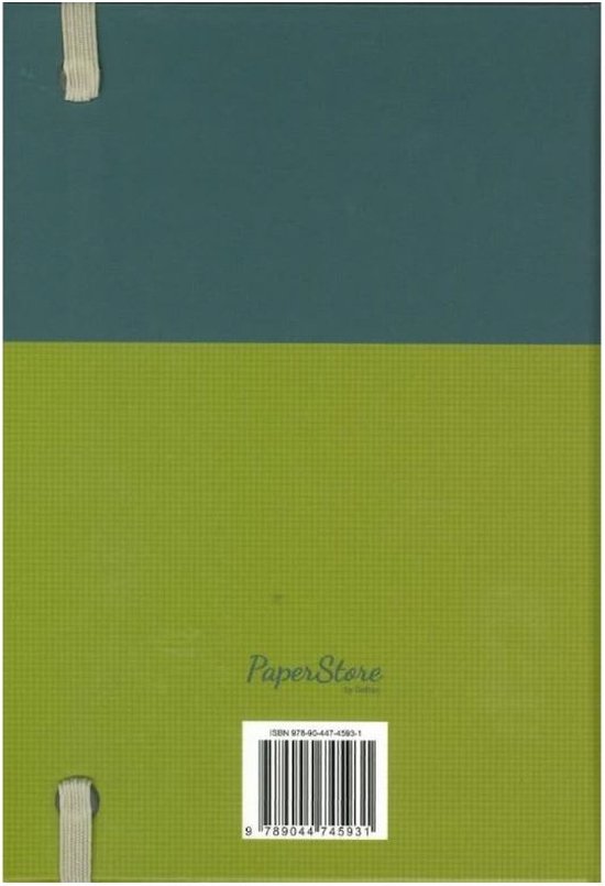 Achterkant van een groen-blauw notitieboek met elastische band en streepjescode.