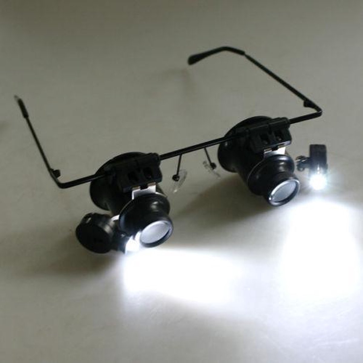 Loepbril LED Verlichting - Loeplamp Vergrootglas / Loep Bril Met Lamp -  Loupebril | bol.com