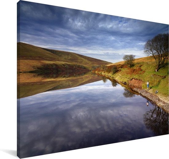 Canvas schilderij 120x80 cm - Wanddecoratie De Black Mountains in het Nationaal park Brecon Beacons met een donkere hemel - Muurdecoratie woonkamer - Slaapkamer decoratie - Kamer accessoires - Schilderijen op canvas