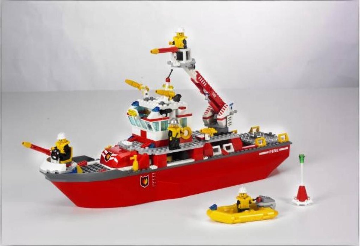 Le bateau des pompiers LEGO City - 7207 | bol.com