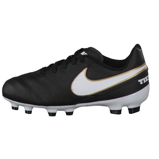 nike tiempo cleats men