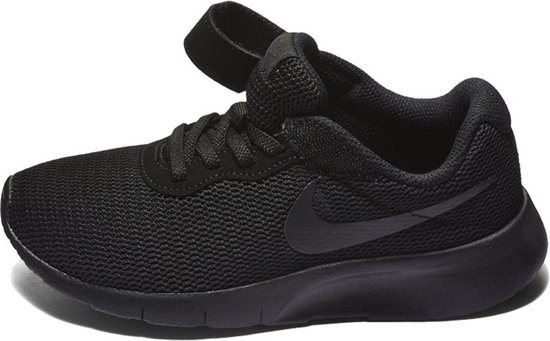 Nike Tanjun Bpv Jongens Sneakers - Black/Black - Maat 35 | bol.com
