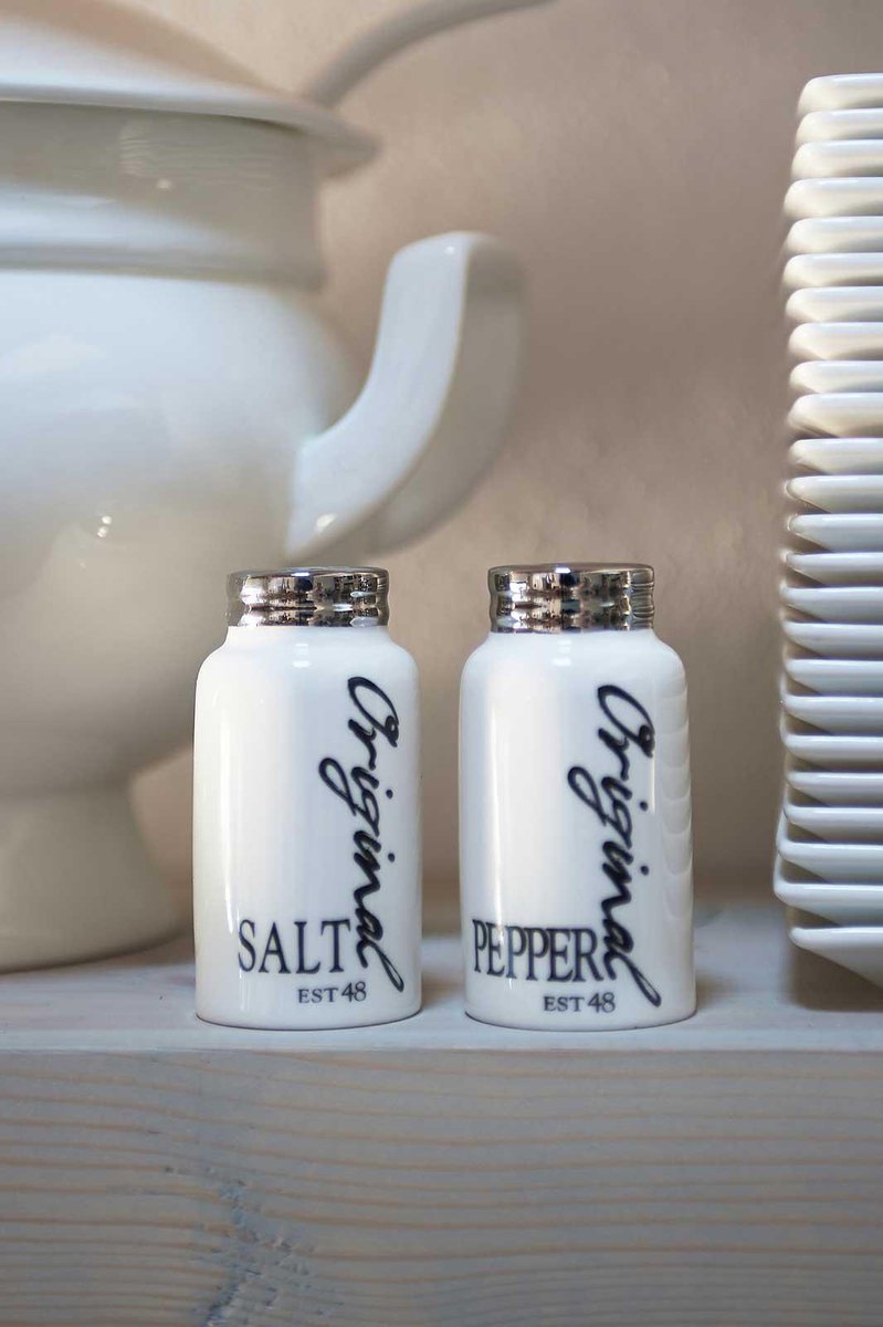 Rivièra Maison Original Salt and Pepper Shaker - Peper- en zoutstel - Wit |  bol.com