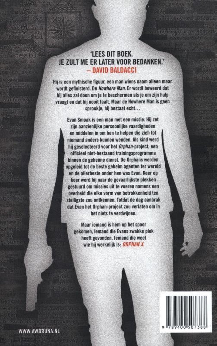 Boekomslag van 'Orphan X' met een schaduwfiguur van een man, een pistool, en tekst. "Lees er later voor bedanken."