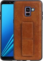 Grip Stand Hardcase Backcover voor Samsung Galaxy A8 Plus Bruin