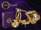 Scooter vespa 24k verguld met Swarovski kristallen